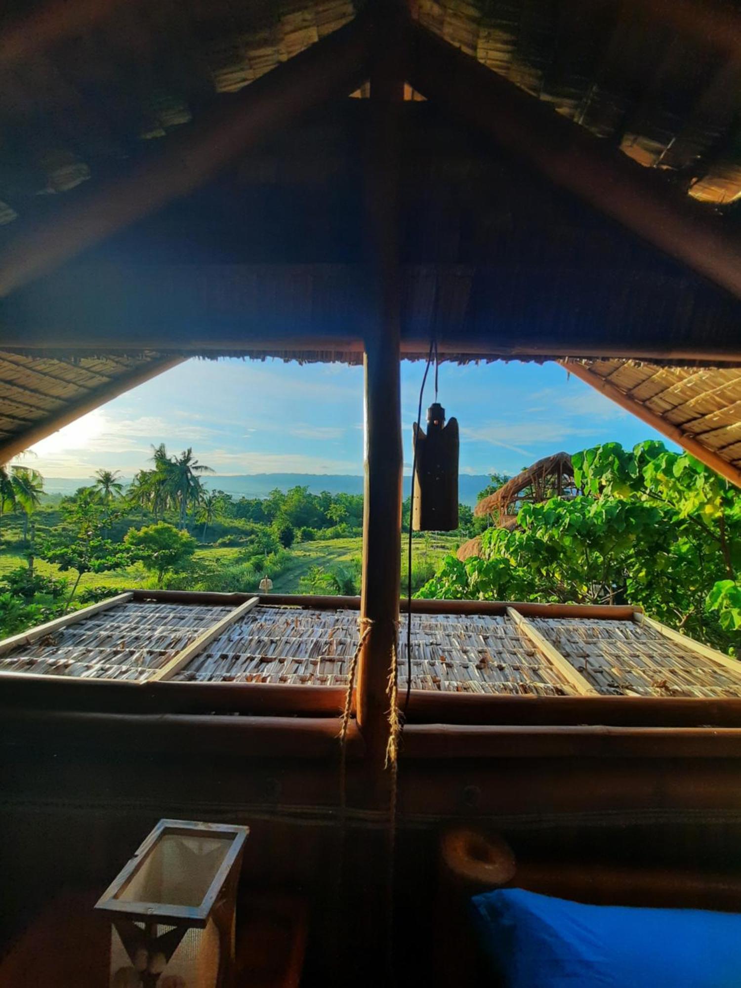 Tongo Hill Cottages Moalboal Exterior photo